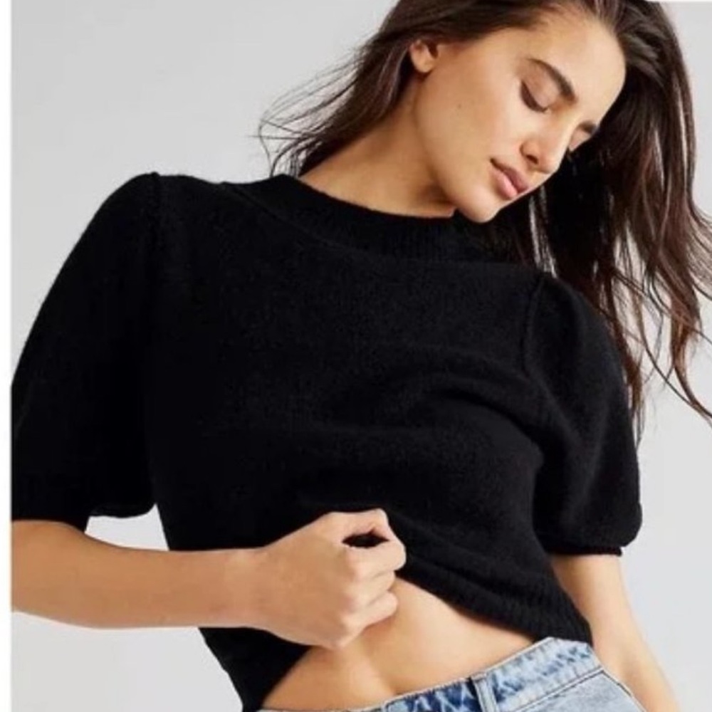 Free People Cashmere puff sleeve Small/ black